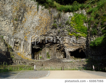 源福公園的根浦洞，是福井縣與東神保旁邊的柱狀關節的著名景點 68867066