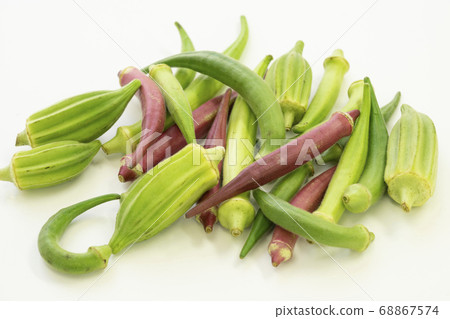 Lots of three types of okra 68867574