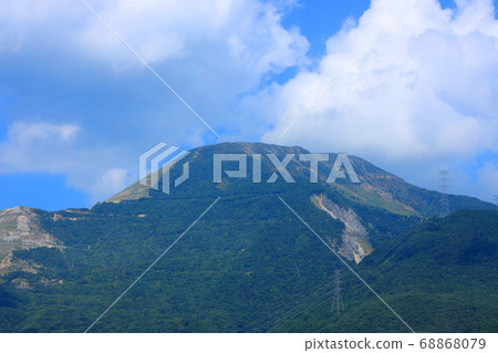 滋賀縣米原市伊吹岐山的風景，夏日的天空，伊吹岐山[八月] 68868079