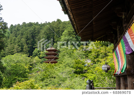 Hasedera five-storied pagoda distant view Hasedera five-storied pagoda distant view 68869078