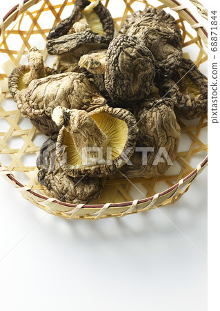 Dried shiitake mushroom 24 68871844