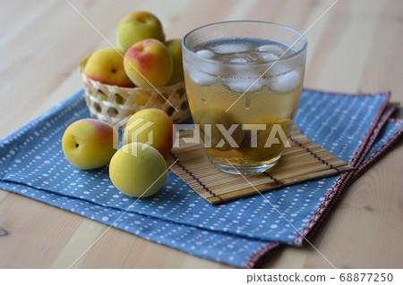 Plum wine Plum wine 68877250