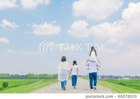 家庭形象 家庭形象 68878020