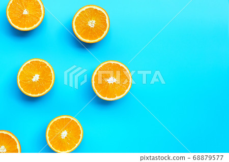 High vitamin C, Juicy and sweet. Fresh orange High vitamin C, Juicy and sweet. Fresh orange 68879577