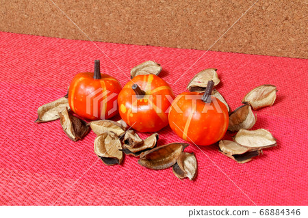 南瓜，枯葉，玩具，縮影，南瓜，秋天 68884346