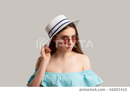 summer trip holiday outfit stylish woman hat summer trip holiday outfit stylish woman hat 68885410