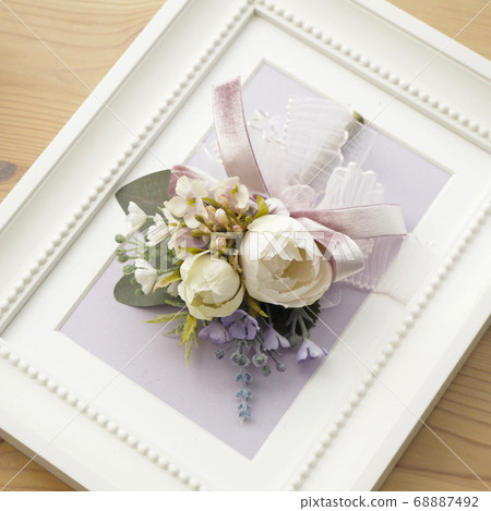 Bootonia Bootonia 68887492