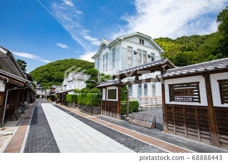 竹原町自然保護區歷史民俗博物館,正隆武和麗塔雕像,嚮往小京都的秋葉廣場 竹原町自然保護區歷史民俗博物館,正隆武和麗塔雕像,嚮往小京都的秋葉廣場 68888443