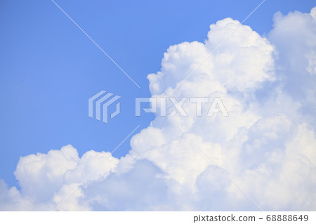 Summer sky 68888649