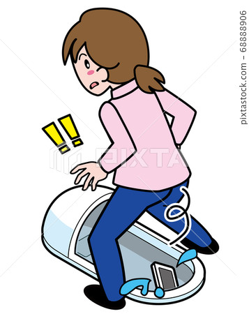 一個女人在穿越日式廁所時掉下手機 68888906