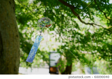 Shop wind chimes Shop wind chimes 68890040