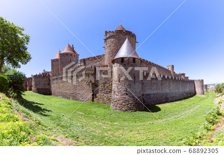 Beautiful panoramic view of the Medieval City of Carcassonne in the Aude in France Beautiful panoramic view of the Medieval City of Carcassonne in the Aude in France 68892305