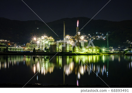 Kitakyushu factory night view Kitakyushu factory night view 68893491