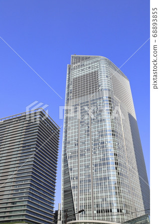 Toranomon Hills Mori Tower (right) and Business Tower (left) Toranomon Hills Mori Tower (right) and Business Tower (left) 68893855