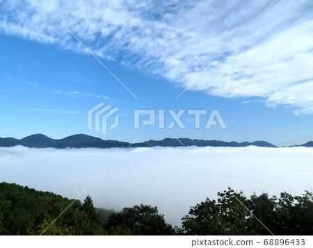 Tamba fog sea of clouds Tamba fog sea of clouds 68896433
