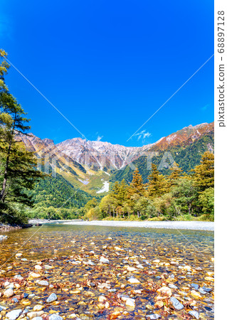 Kamikochi (Autumn October) Kamikochi (Autumn October) 68897128