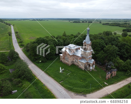 an old building with grass and trees,aerial photo an old building with grass and trees,aerial photo 68898258