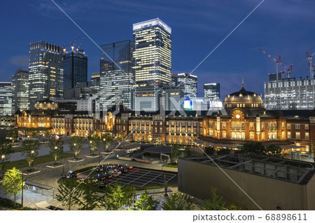 Cityscape Night view around Tokyo Station with beautifully lit up station building Marunouchi, Chiyoda-ku, Tokyo Cityscape Night view around Tokyo Station with beautifully lit up station building Marunouchi, Chiyoda-ku, Tokyo 68898611