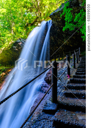 Thunderfall (summer) 68899030