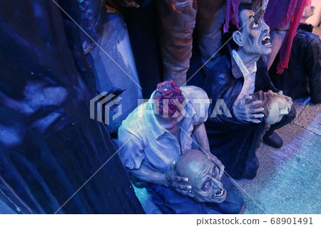 An extraordinary space to immerse yourself in a horror mood on Halloween 68901491