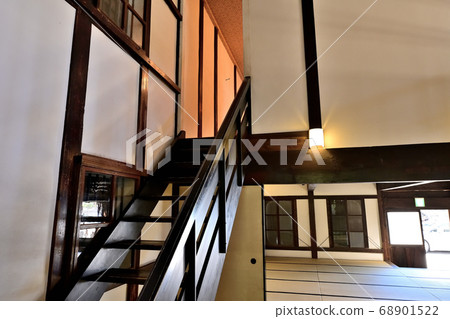 佐賀市前山莊銀行 68901522