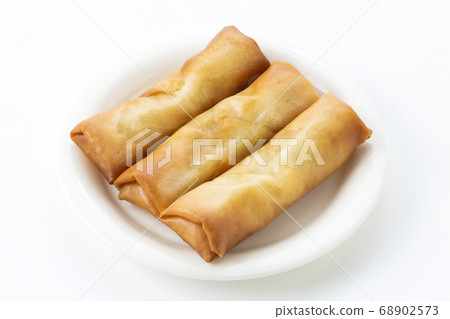 Spring Rolls 68902573