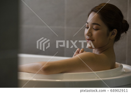Female beauty bath time relaxing 68902911