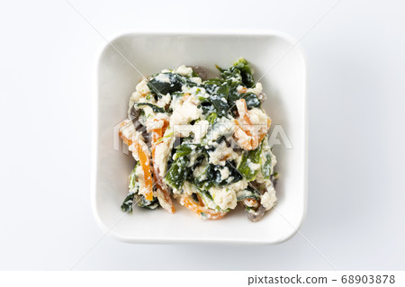 Shiraae (Japanese salad) 68903878