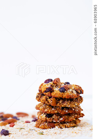 Oatmeal Cookie Oatmeal Cookie 68903965