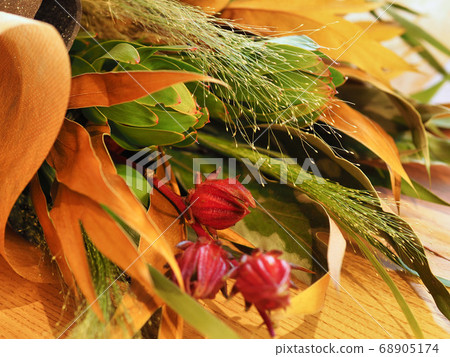 Autumn bouquet Autumn bouquet 68905174