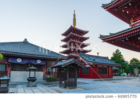Walking around Tokyo, Asakusa, Taito-ku, Asakusa Sensoji Temple 68905770
