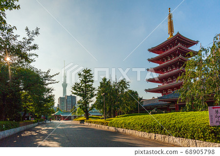 在東京，淺草，台東區，淺草淺草寺四處走走 68905798
