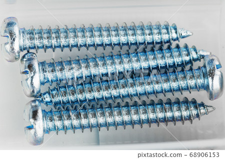 Steel self-tapping screws used for construction 68906153