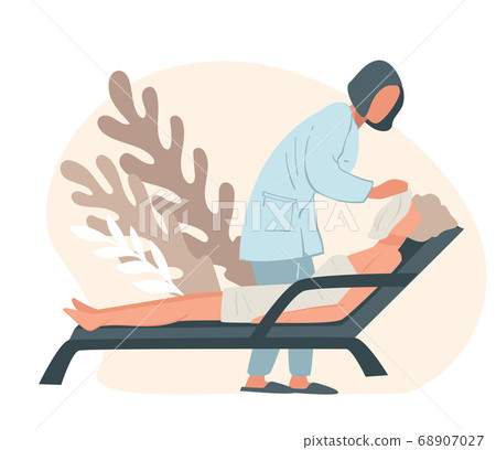 Facial massage and skin treatment in beauty salon 68907027