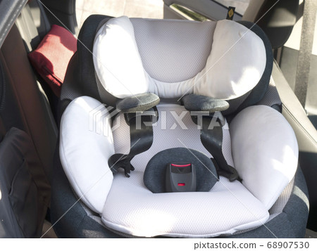Child seats for newborns 68907530