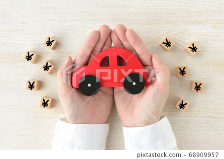 與汽車有關的金錢形象 68909957