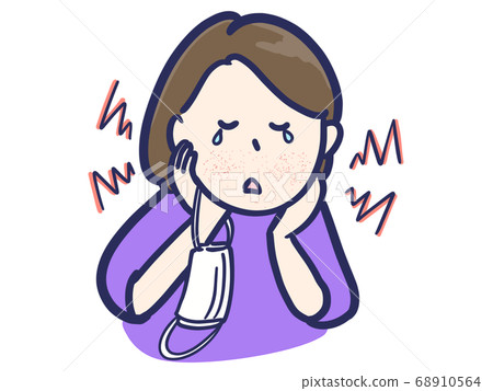 患有面膜皮疹的婦女 68910564