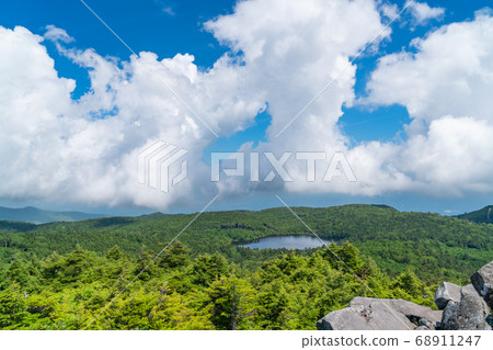 從高石（八岳）看到的白神池 68911247