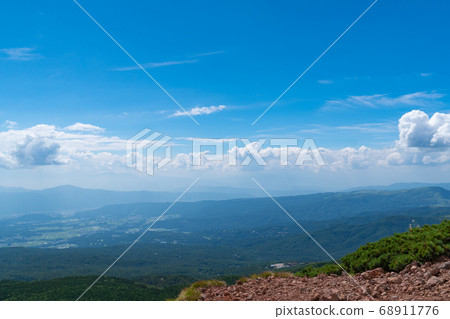 Scenery from the observatory near the summit of Mt. Chausu (Yatsugatake) Scenery from the observatory near the summit of Mt. Chausu (Yatsugatake) 68911776