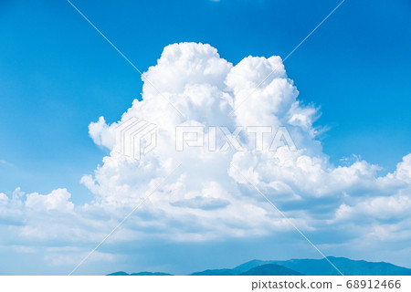 Summer image Irudo cloud Cumulonimbus Summer image Irudo cloud Cumulonimbus 68912466