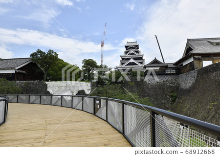 Kumamoto Castle and special visit passage under restoration 68912668