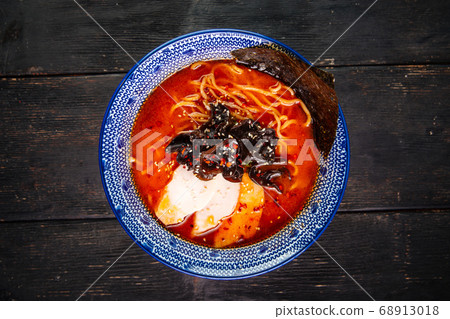 Asian japanese miso chile spicy ramen noodle soup 68913018