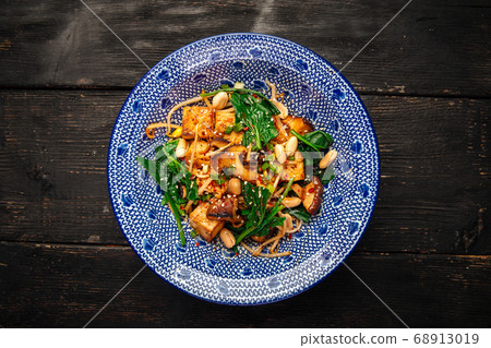 Asian japanese roasted tofu with vegetables 68913019
