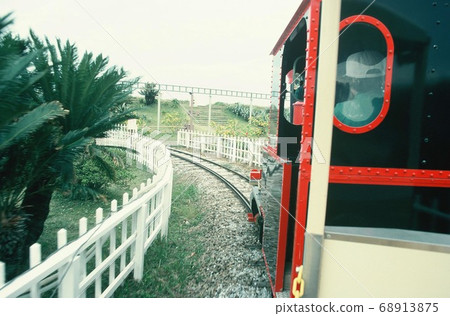 宮崎縣年紀大的孩子 宮崎縣年紀大的孩子 68913875