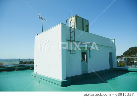 充滿大自然的屋頂景觀 68915337