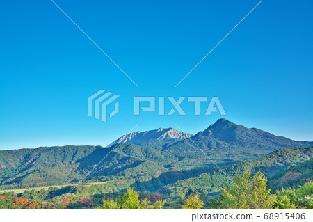 [Oyama from Onijo Observatory] Ofu, Ofu, Hino-gun, Tottori Prefecture 68915406