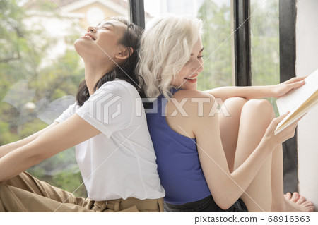 婦女生活方式放鬆 68916363