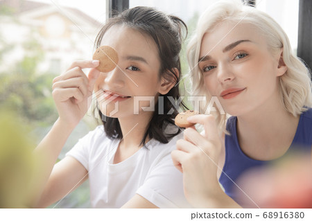 Woman lifestyle relax Woman lifestyle relax 68916380