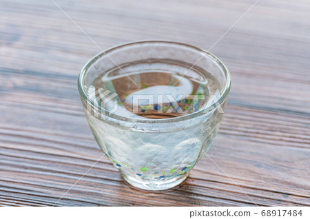 冷酒日本酒 68917484