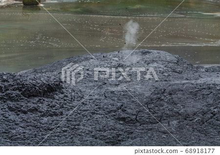 Akita Prefecture / Moment of eruption of "mud volcano" which is extremely rare in the world (Hachimantai/Goseikake Nature Research Road) Akita Prefecture / Moment of eruption of "mud volcano" which is extremely rare in the world (Hachimantai/Goseikake Nature Research Road) 68918177
